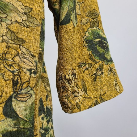 Angela Yellow Flower Knit Top Size M - Picture 8 of 11